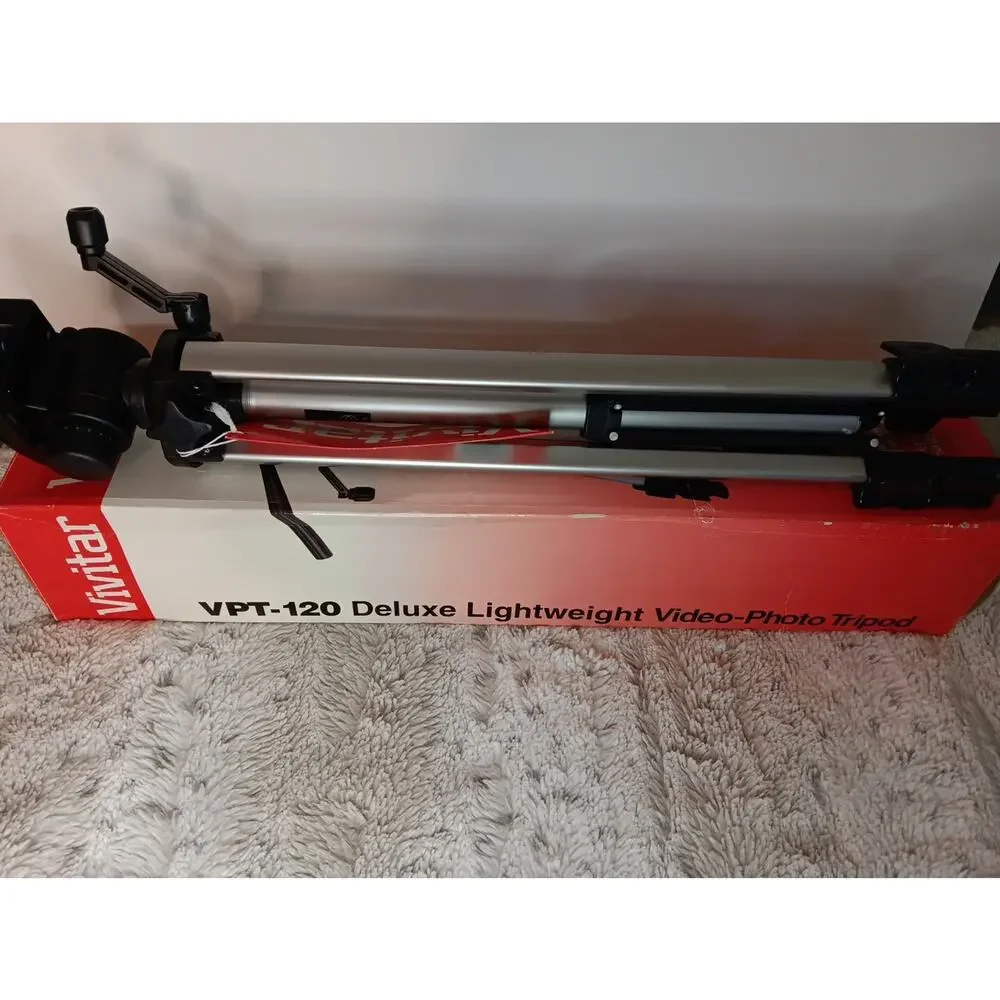 Vivitar VPT-120 Tripod Deluxe lightweight video-photo open box
